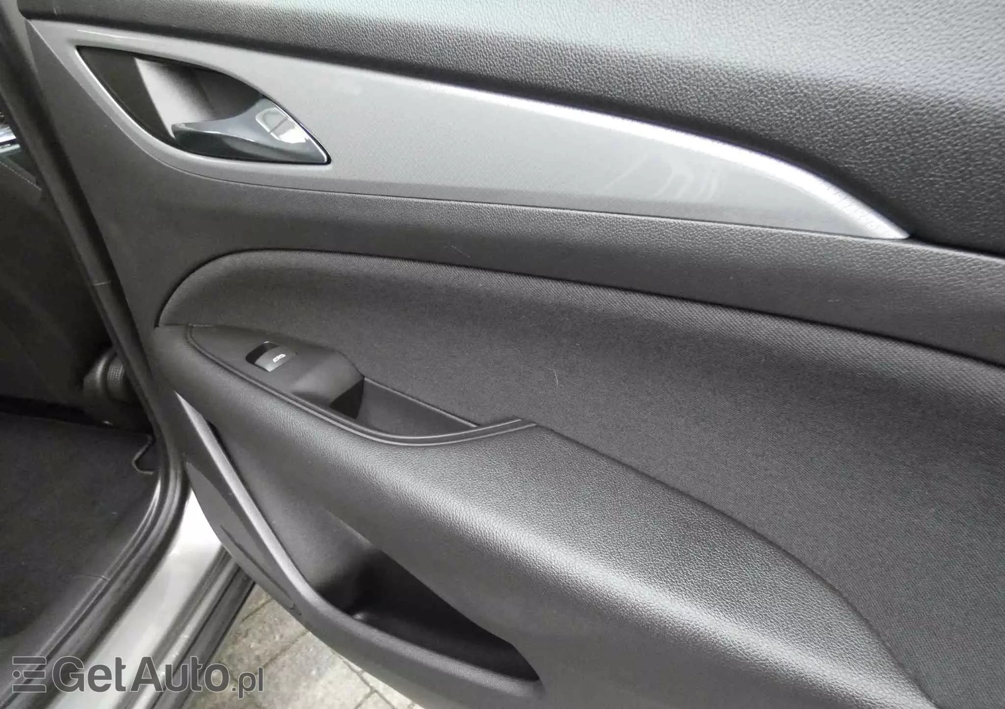 OPEL Insignia 2.0 CDTI automatik Business Edition