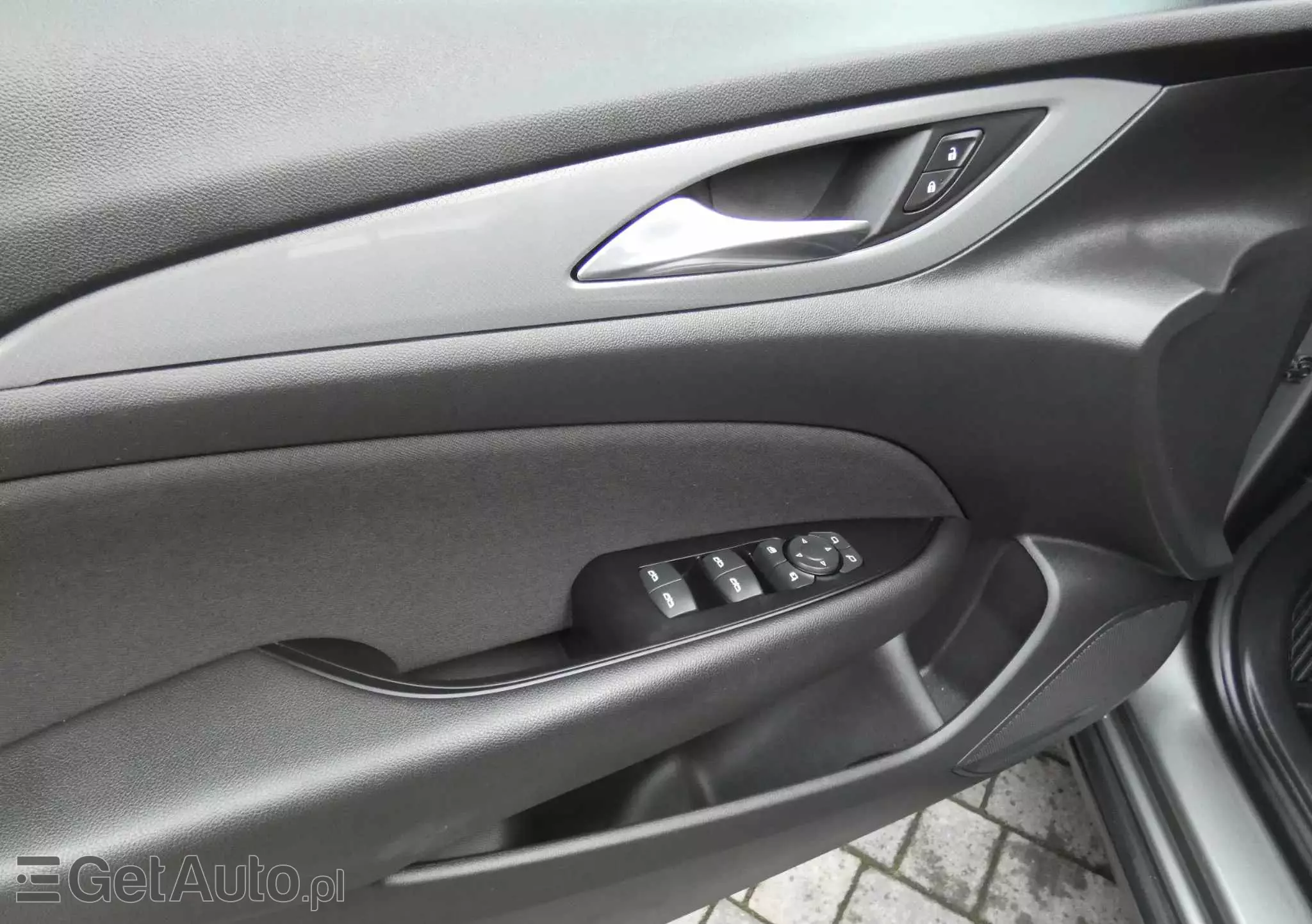 OPEL Insignia 2.0 CDTI automatik Business Edition