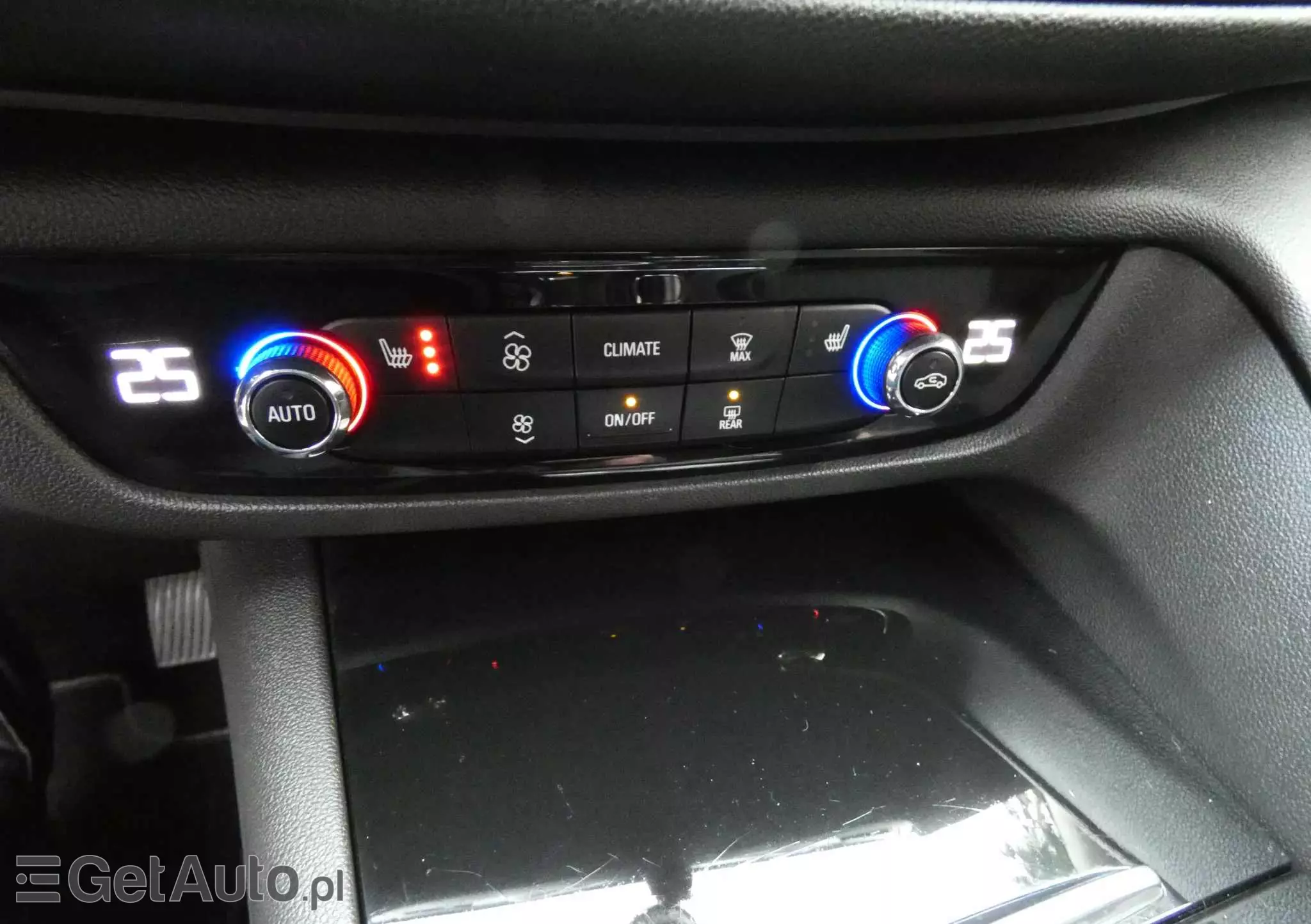 OPEL Insignia 2.0 CDTI automatik Business Edition