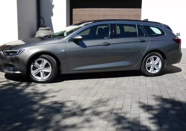 OPEL Insignia 2.0 CDTI automatik Business Edition