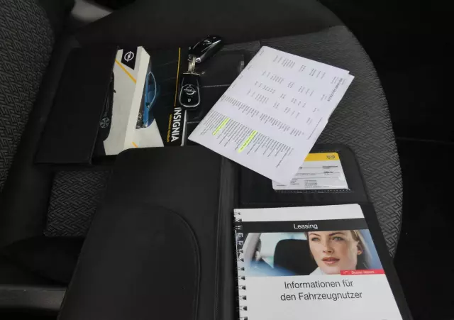 OPEL Insignia 2.0 CDTI automatik Business Edition