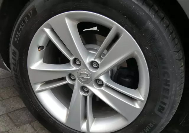 OPEL Insignia 2.0 CDTI automatik Business Edition