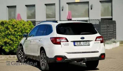 SUBARU Outback 