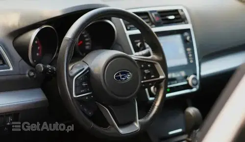 SUBARU Outback 