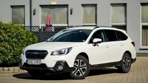 SUBARU Outback 