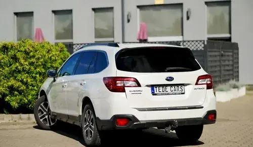 SUBARU Outback 