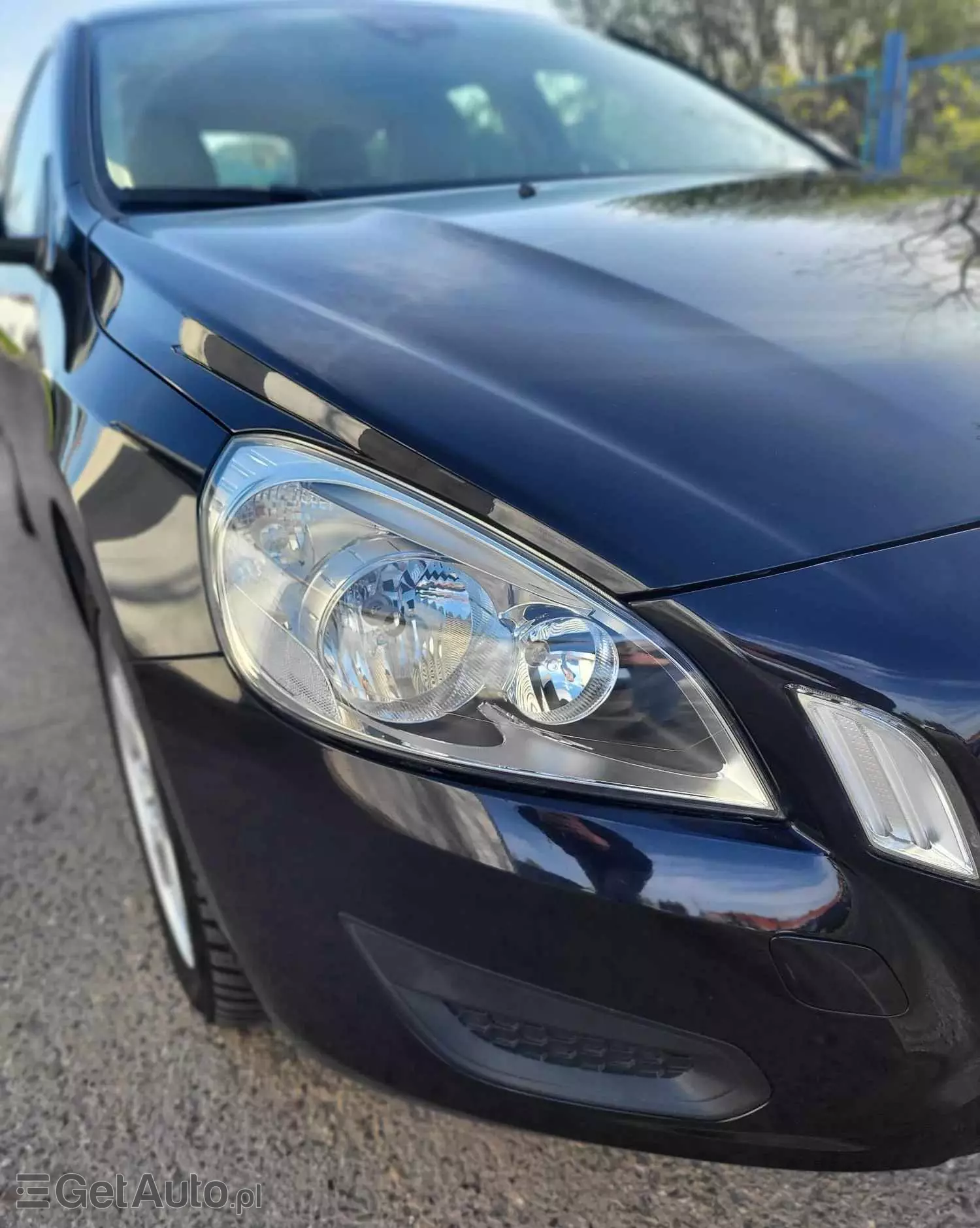 VOLVO V60 DRIVe Momentum