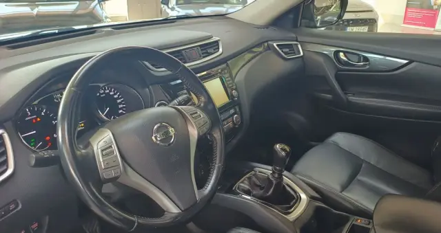 NISSAN X-Trail 1.6 DCi Tekna 2WD