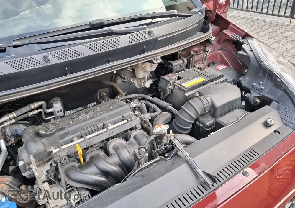 HYUNDAI Ix20 1.6 blue Trend