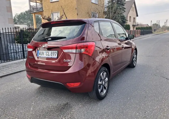 HYUNDAI Ix20 1.6 blue Trend