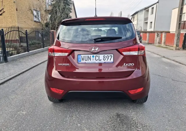 HYUNDAI Ix20 1.6 blue Trend
