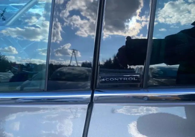 RENAULT Espace BLUE dCi 200 EDC INITIALE PARIS