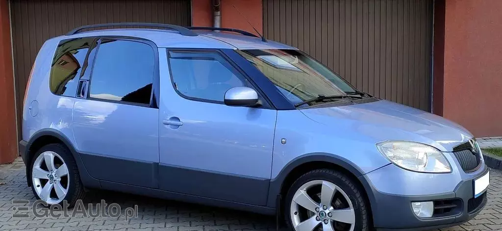 SKODA Roomster 
