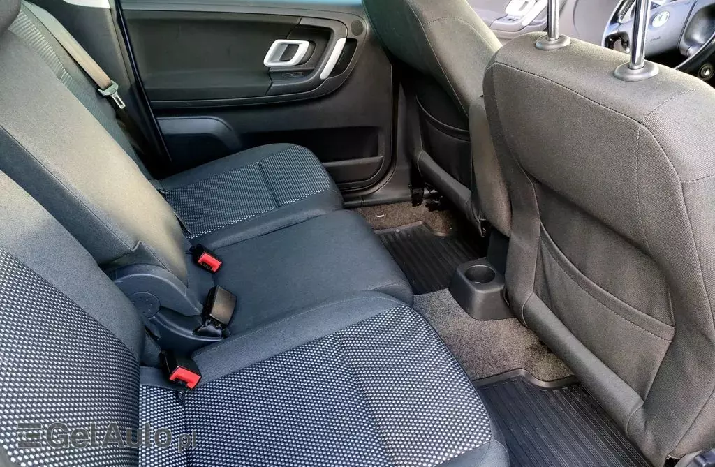 SKODA Roomster 