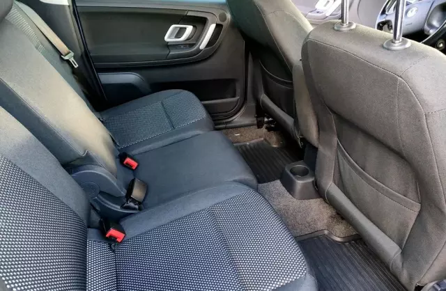 SKODA Roomster 