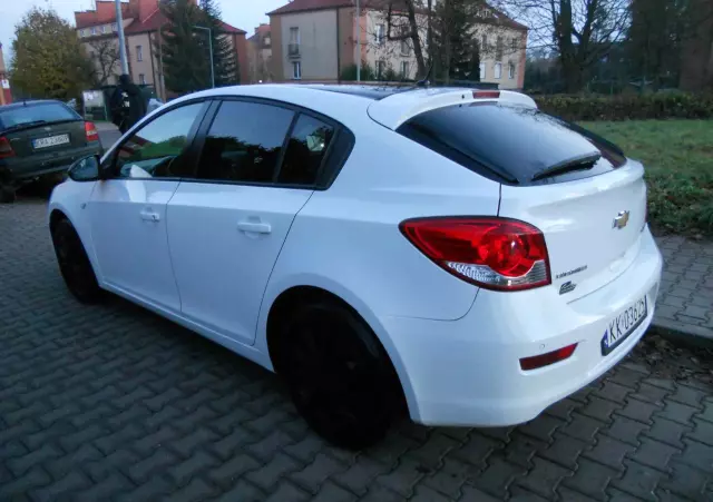CHEVROLET Cruze 