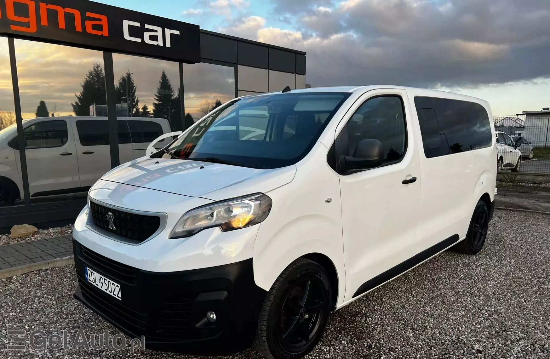 PEUGEOT Traveller 1.6 BlueHDi (115 KM)
