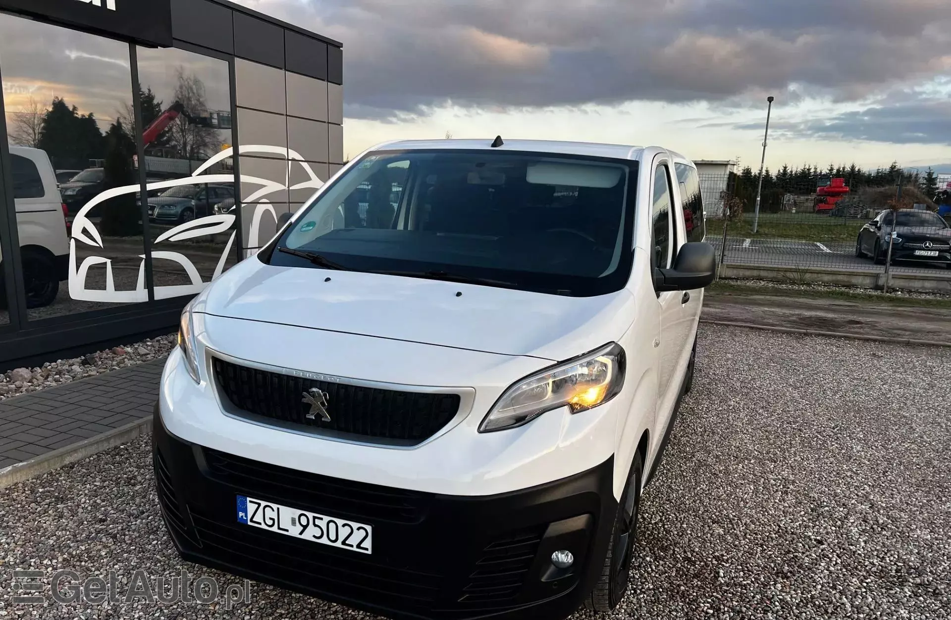 PEUGEOT Traveller 1.6 BlueHDi (115 KM)