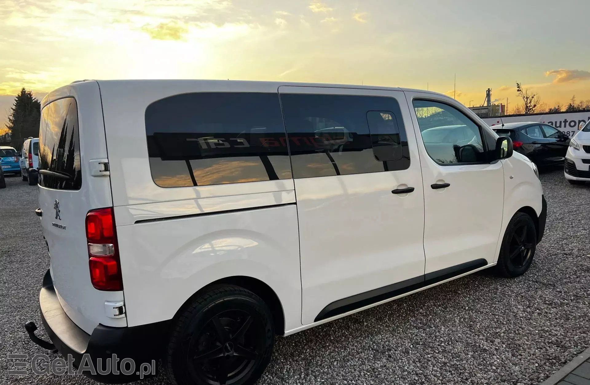 PEUGEOT Traveller 1.6 BlueHDi (115 KM)