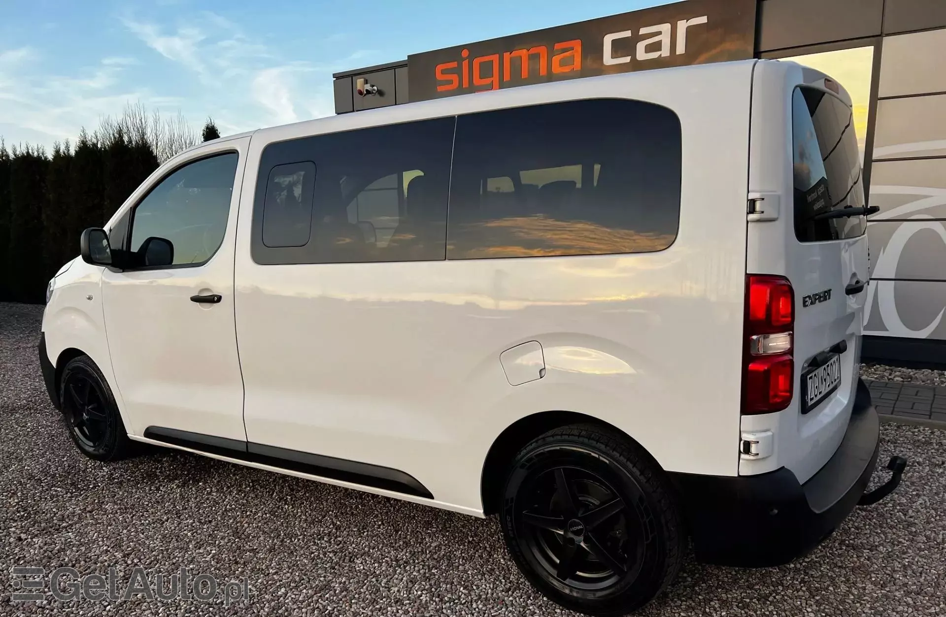 PEUGEOT Traveller 1.6 BlueHDi (115 KM)