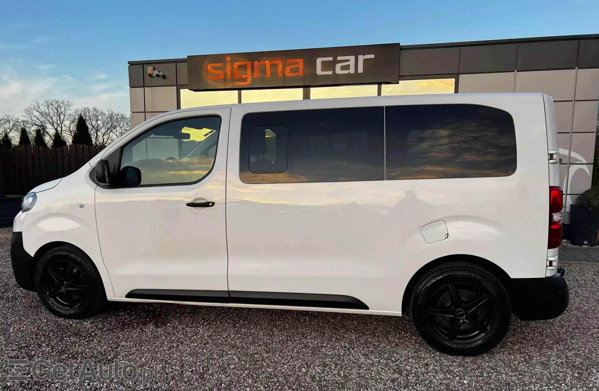 PEUGEOT Traveller 1.6 BlueHDi (115 KM)