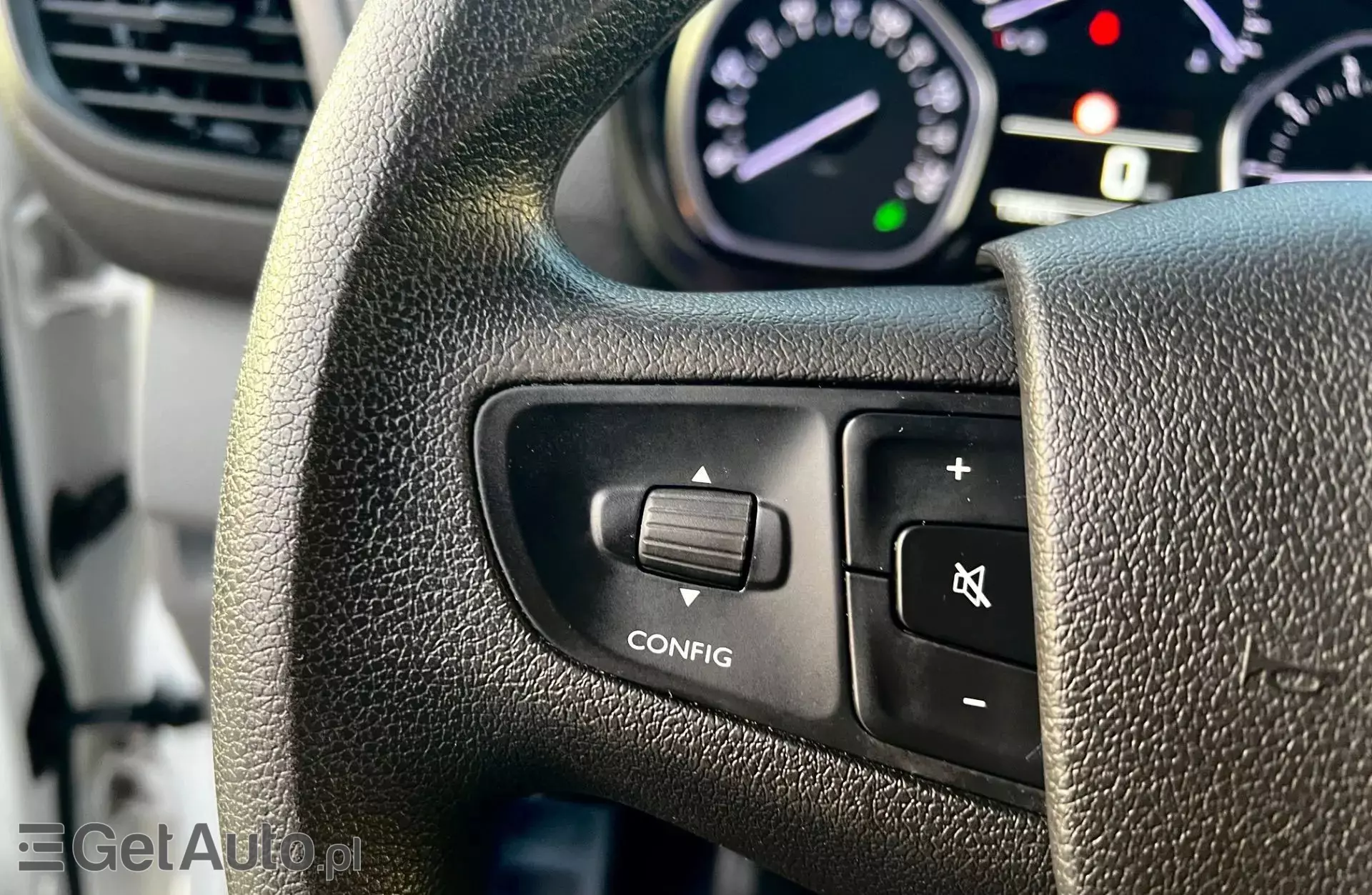 PEUGEOT Traveller 1.6 BlueHDi (115 KM)