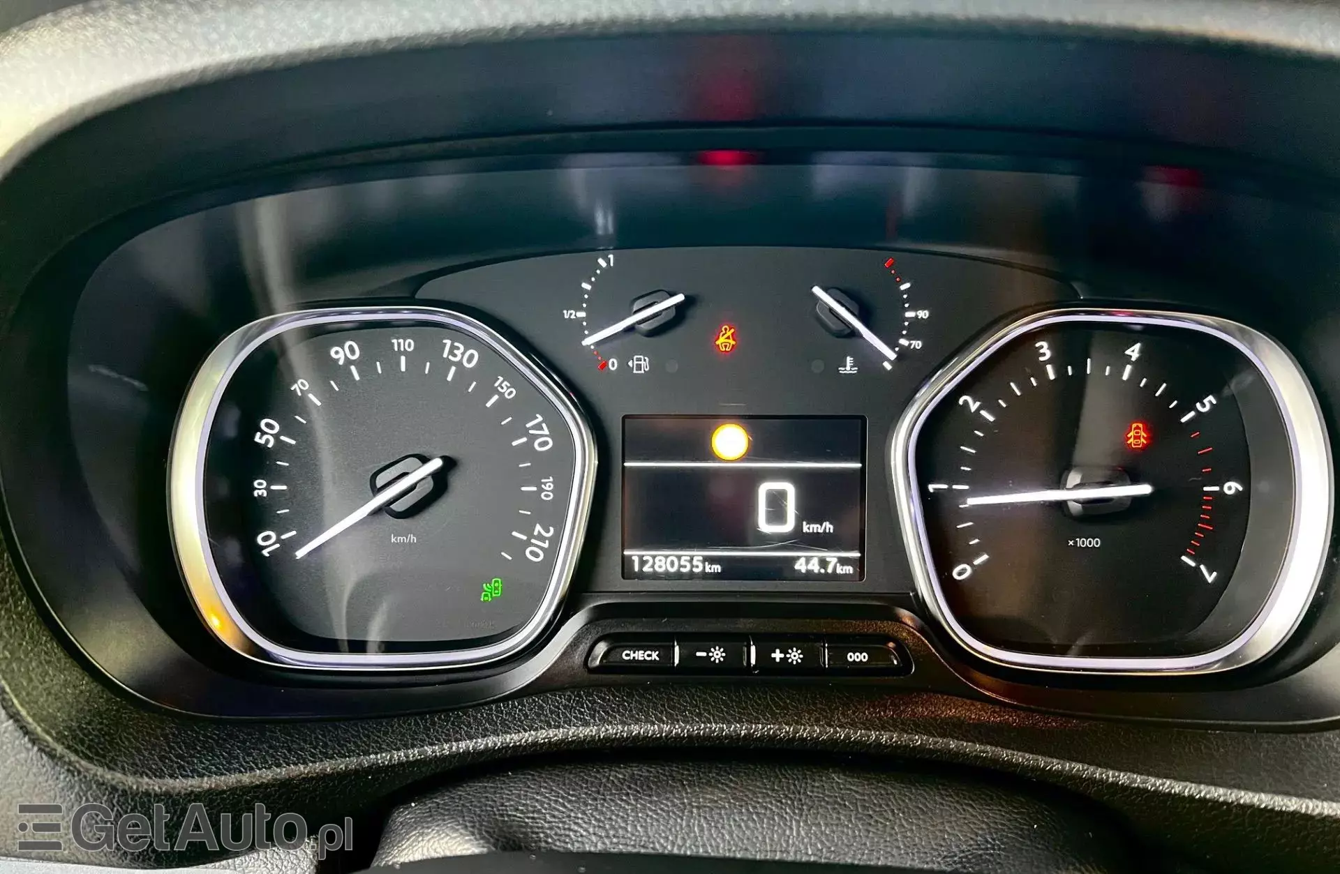 PEUGEOT Traveller 1.6 BlueHDi (115 KM)