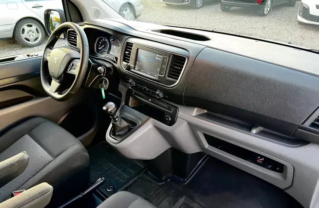 PEUGEOT Traveller 1.6 BlueHDi (115 KM)