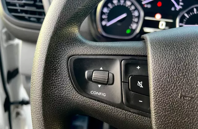 PEUGEOT Traveller 1.6 BlueHDi (115 KM)