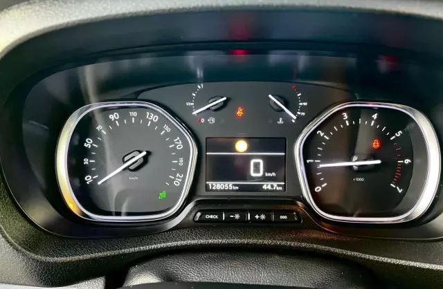 PEUGEOT Traveller 1.6 BlueHDi (115 KM)