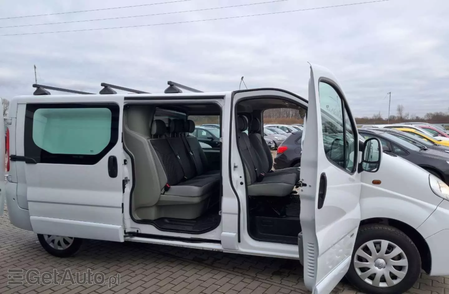 OPEL Vivaro 