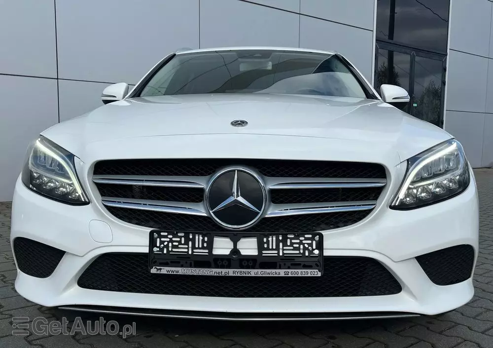 MERCEDES-BENZ Klasa C 300 de 9G-TRONIC