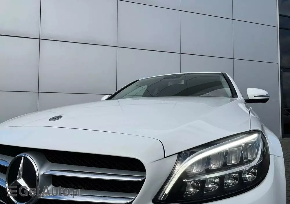MERCEDES-BENZ Klasa C 300 de 9G-TRONIC