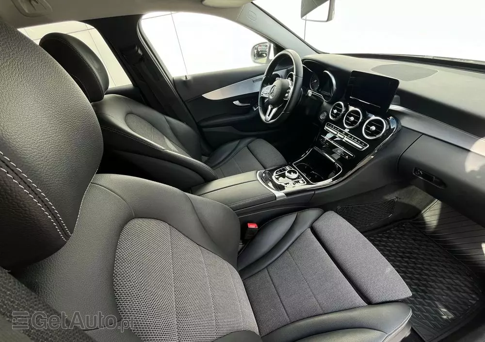 MERCEDES-BENZ Klasa C 300 de 9G-TRONIC