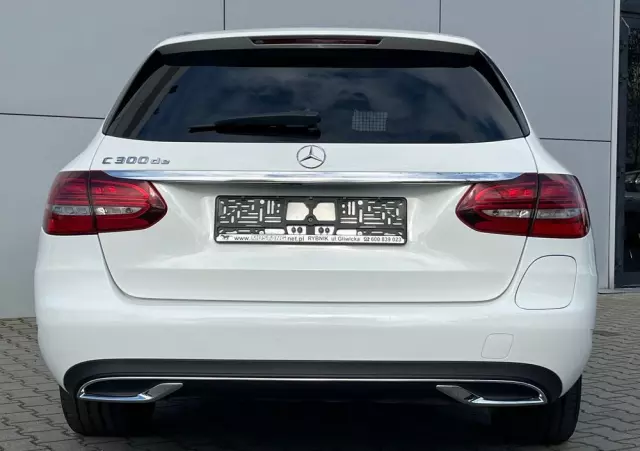 MERCEDES-BENZ Klasa C 300 de 9G-TRONIC