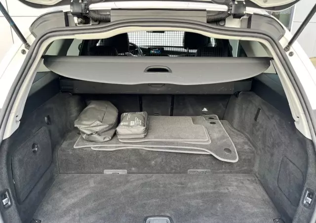 MERCEDES-BENZ Klasa C 300 de 9G-TRONIC