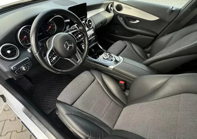 MERCEDES-BENZ Klasa C 300 de 9G-TRONIC
