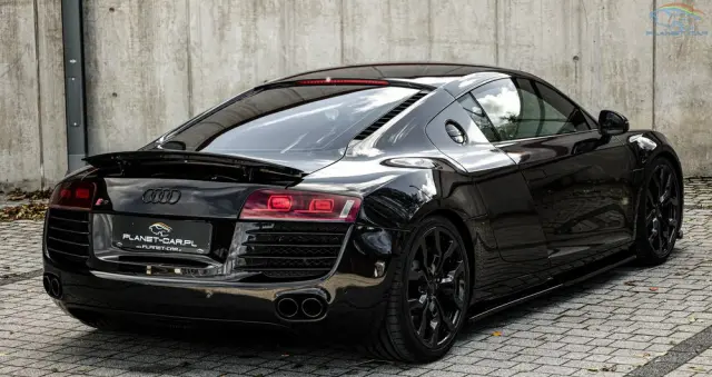 AUDI R8 Coupé 4.2 FSI quattro R tronic