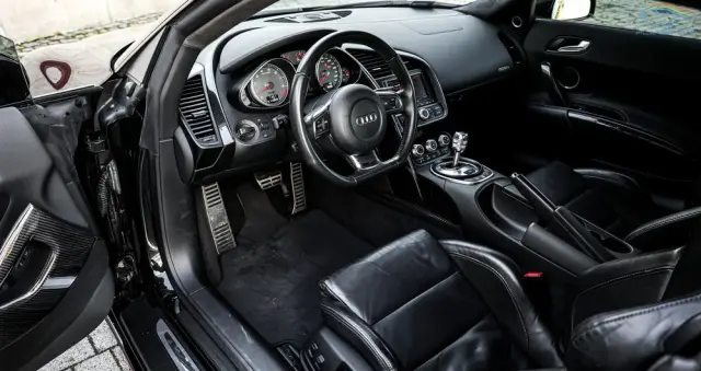 AUDI R8 Coupé 4.2 FSI quattro R tronic