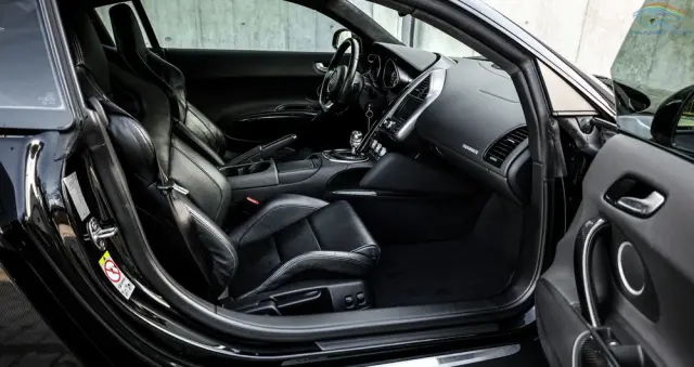 AUDI R8 Coupé 4.2 FSI quattro R tronic