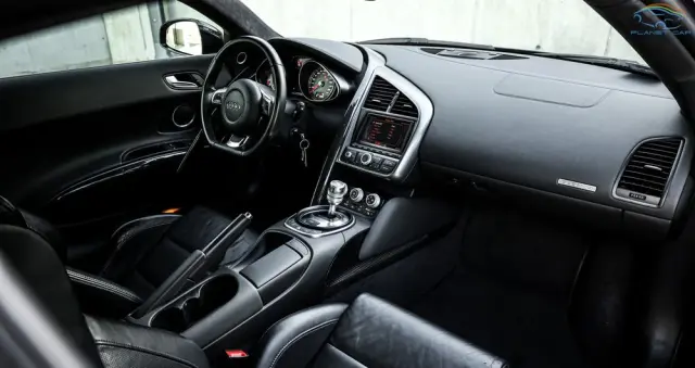 AUDI R8 Coupé 4.2 FSI quattro R tronic