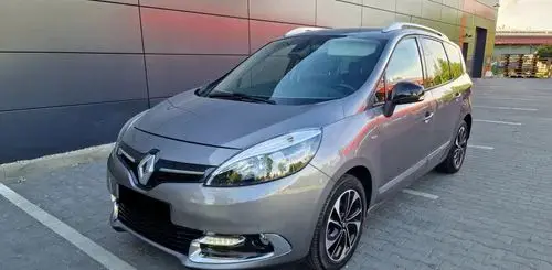 RENAULT Grand Scenic 