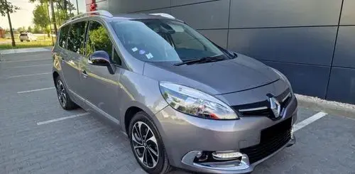 RENAULT Grand Scenic 