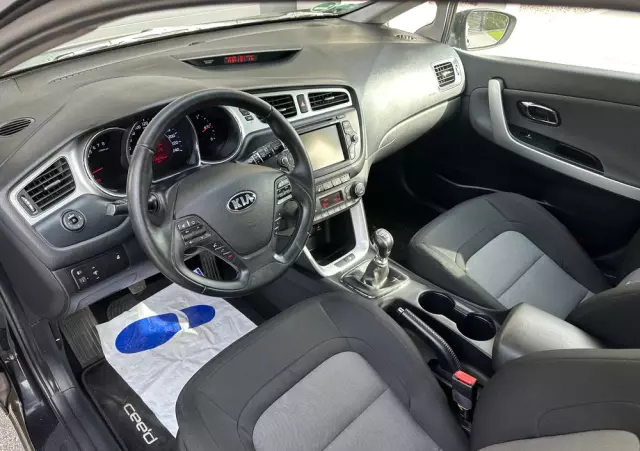 KIA Ceed Cee'd 1.6 GDI XL