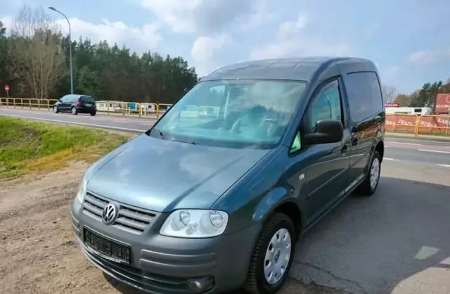 VOLKSWAGEN Caddy 