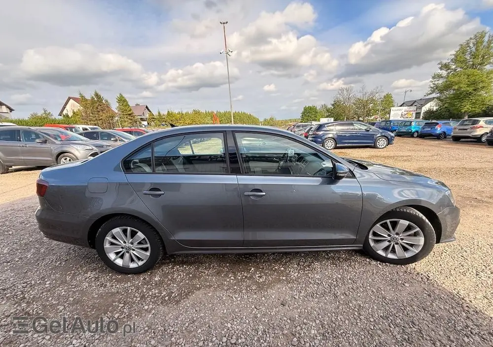 VOLKSWAGEN Jetta 2.0 TDI DPF BMT Comfortline