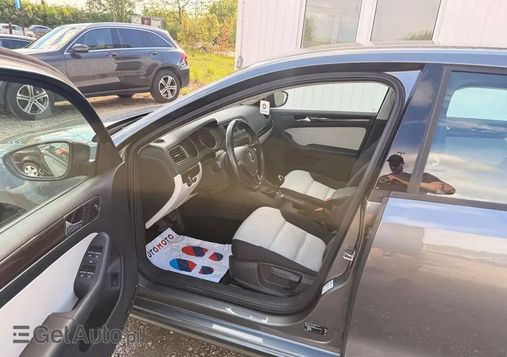 VOLKSWAGEN Jetta 2.0 TDI DPF BMT Comfortline