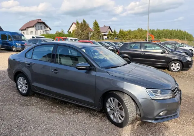 VOLKSWAGEN Jetta 2.0 TDI DPF BMT Comfortline