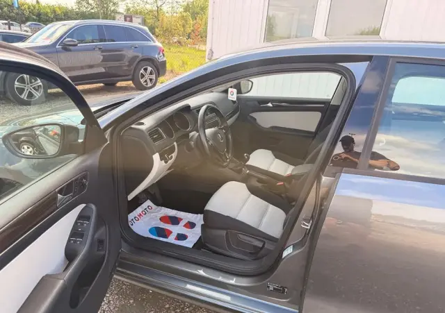 VOLKSWAGEN Jetta 2.0 TDI DPF BMT Comfortline
