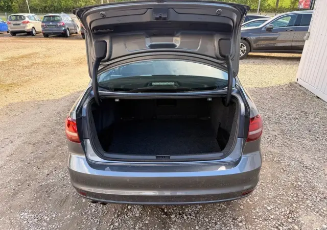 VOLKSWAGEN Jetta 2.0 TDI DPF BMT Comfortline